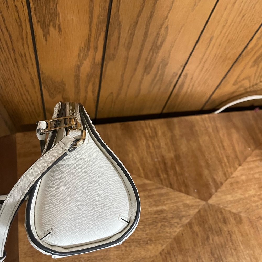 Kate Spade ♠️ Small Straw Crossbody ... - Picture 7 of 16